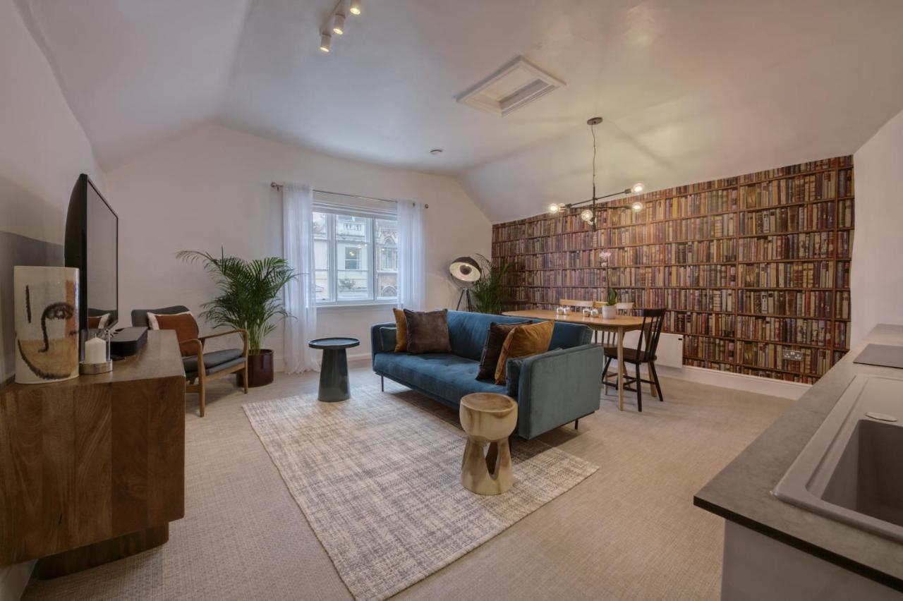 Beautiful Apartment On The Historic Rows Честер Экстерьер фото